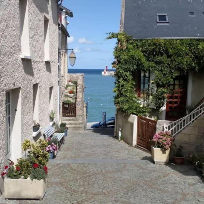 Le Cocon De Mahe Lägenhet Port-en-Bessin-Huppain Exteriör bild