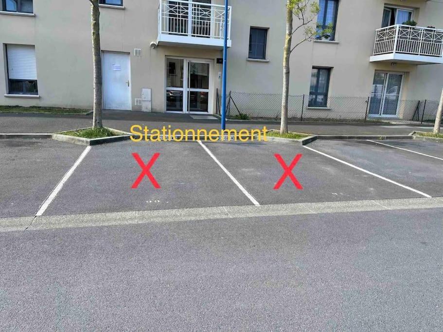 Le Cocon De Mahe Lägenhet Port-en-Bessin-Huppain Exteriör bild